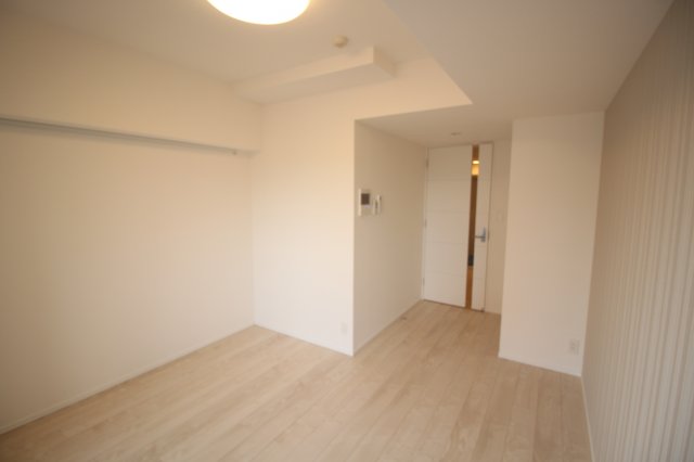 居室・リビング　（別タイプ参考写真）レオーネ板橋本町駅前　板橋区本町