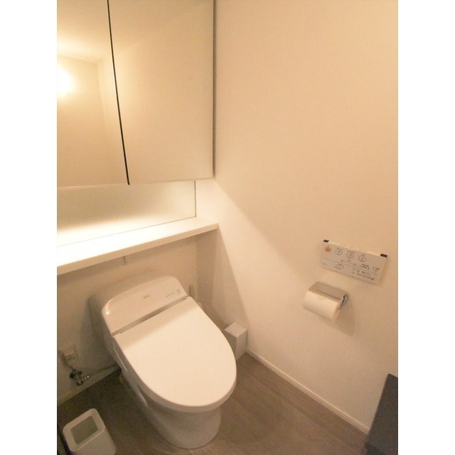 トイレ　シンプルで使いやすいトイレです