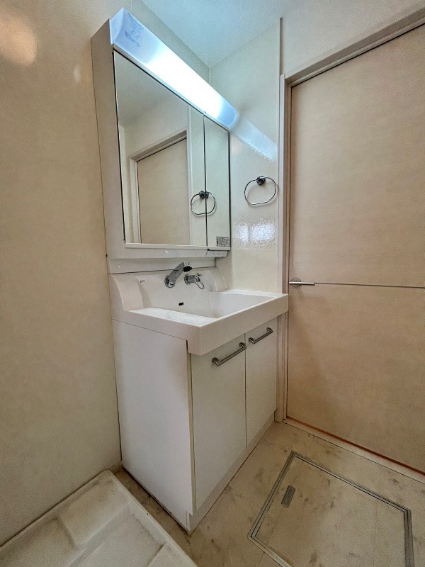 洗面設備　図面と現状に相違がある場合には現状を優先