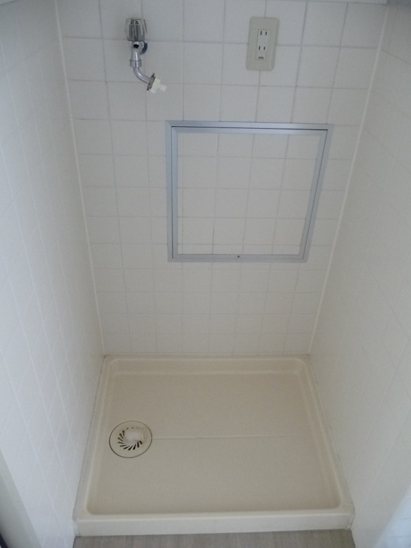 洗面設備　室内洗濯機置場