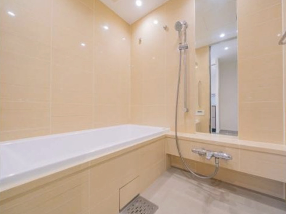 バス・シャワールーム　※別部屋の参考写真です。