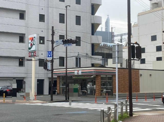 コンビニ　セブンイレブン小倉浅野２丁目店（コンビニ）まで57m