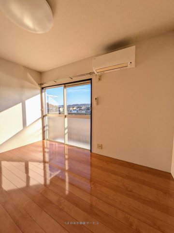 ロビー　北側通路もひろびろ タウニィ豊後A棟202号室　2022/8