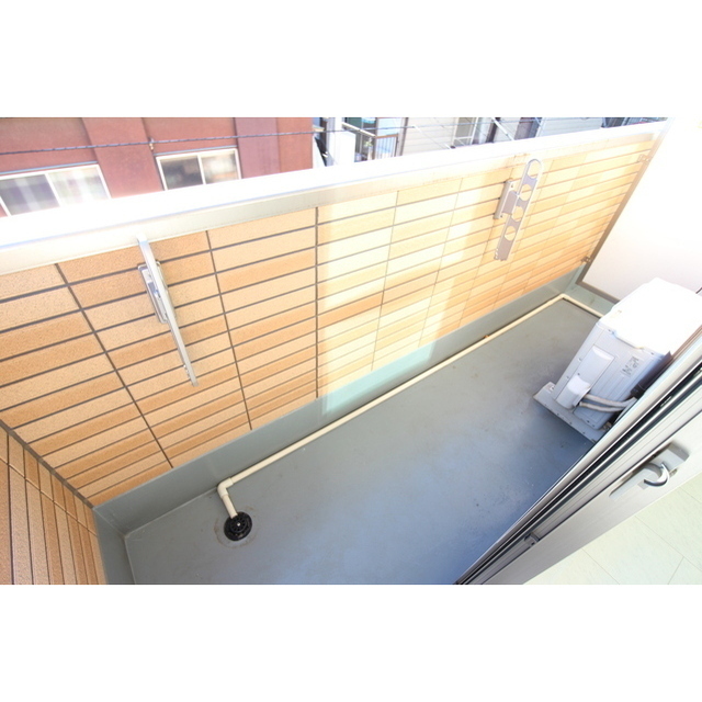 バルコニー　※リフォーム前のお写真です。現況優先