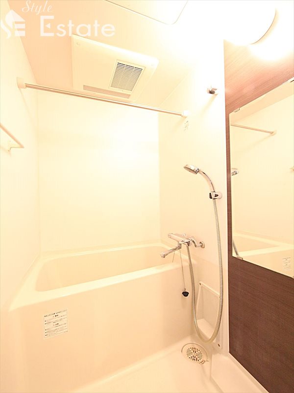 バス・シャワールーム　バスルーム