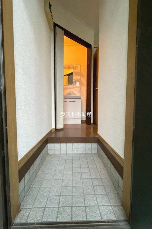 玄関　写真はイメージです。