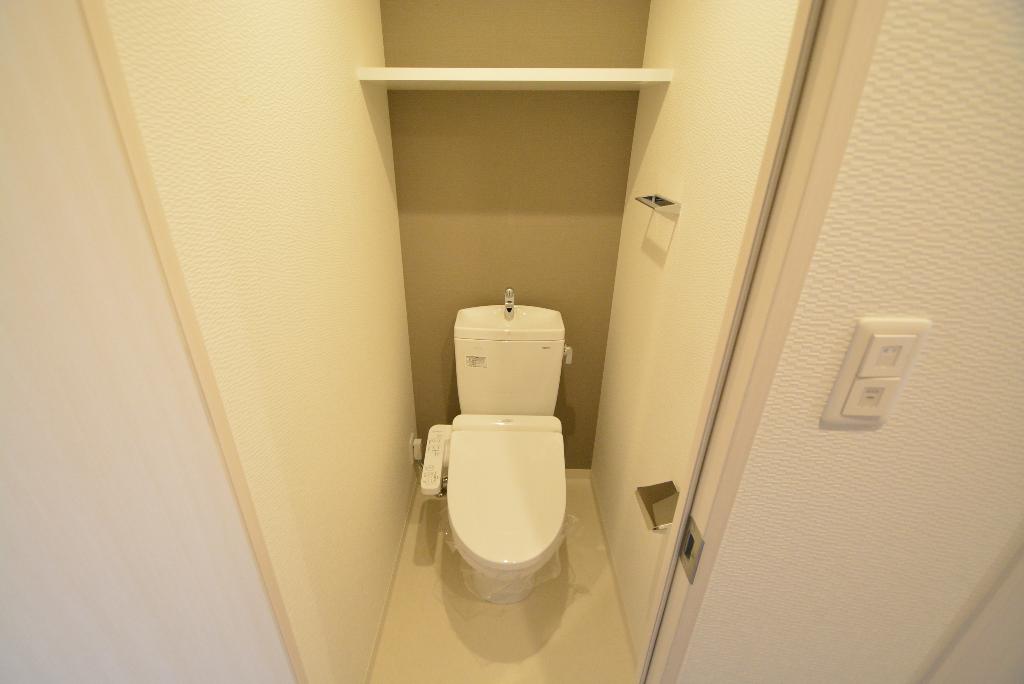 トイレ　シャワー付トイレ