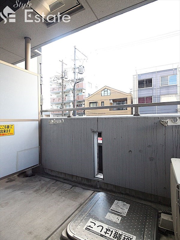 バルコニー　バルコニー