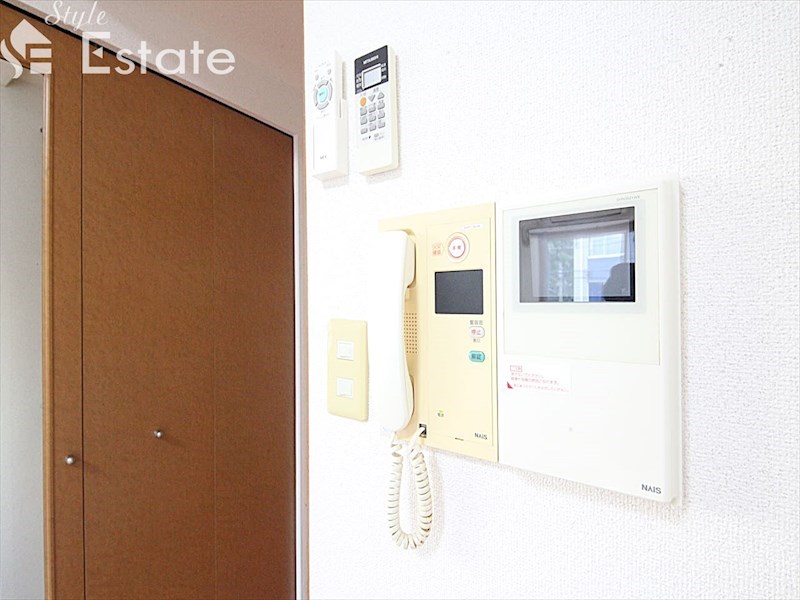 セキュリティ　モニター付きインターホン