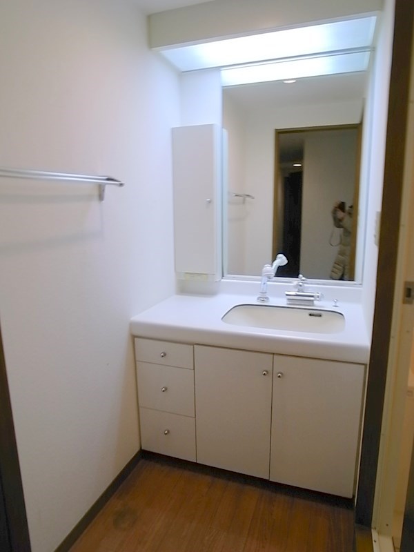 洗面設備　※他の部屋のイメージ写真です