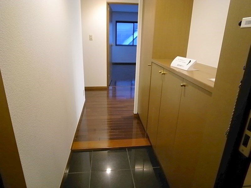 玄関　※他の部屋のイメージ写真です