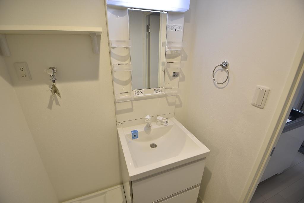 洗面設備　洗髪洗面化粧台