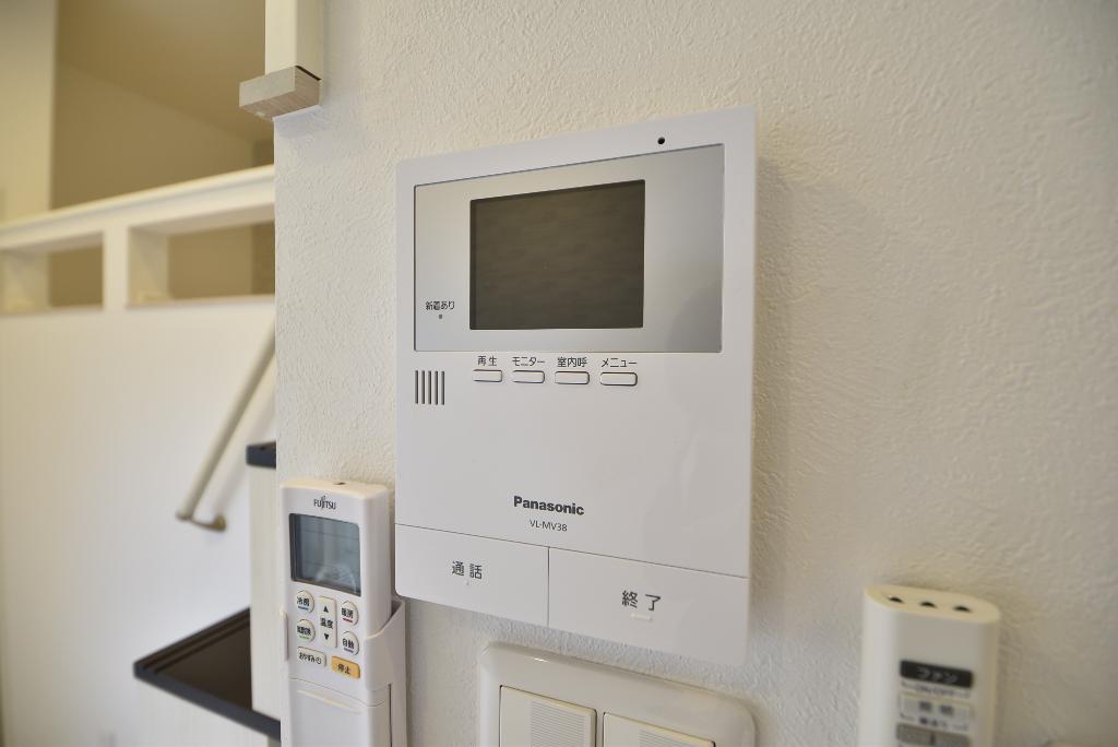 セキュリティ　カメラ付インターホン