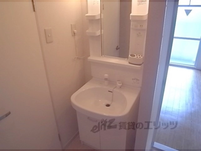 洗面設備　独立洗面台