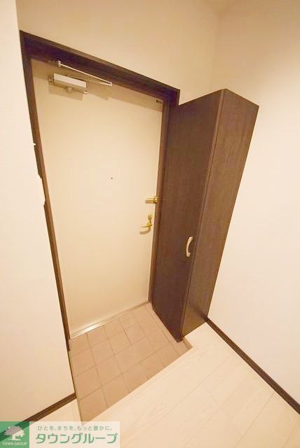 玄関　お部屋探しは【タウンハウジング千葉店】にお任せ下さい♪