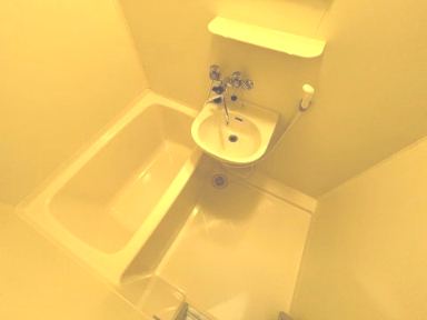 バス・シャワールーム　日々の暮らしに欠かせないお風呂です