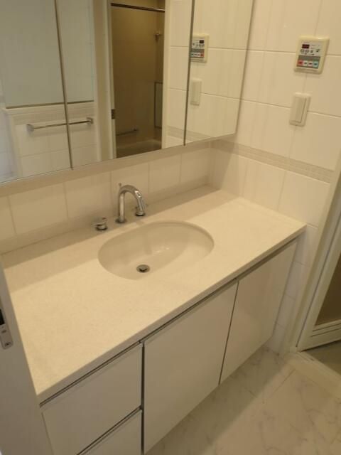 洗面設備　参考写真