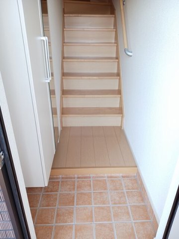 玄関　収納もある玄関です