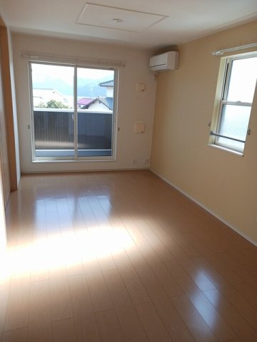 居室・リビング　居間です