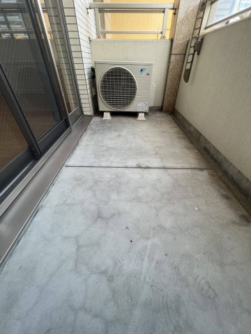 バルコニー　アリス・マナーガーデン新町　バルコニー