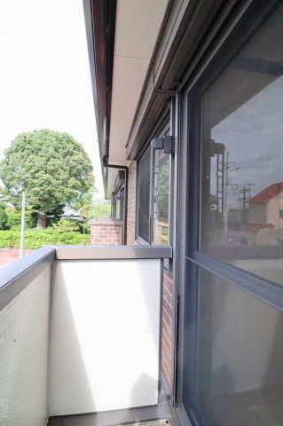 バルコニー　開放的で明るい空間を演出してくれるバルコニーです