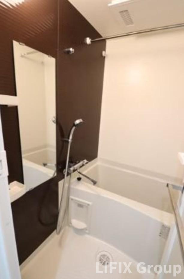 バス・シャワールーム　風呂