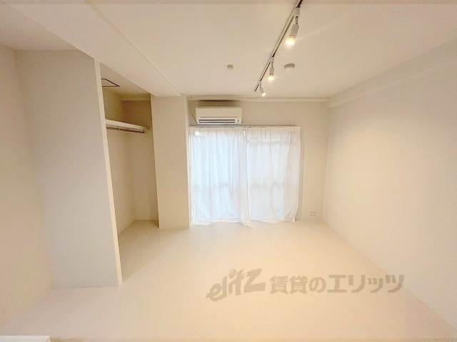 居室・リビング　居室