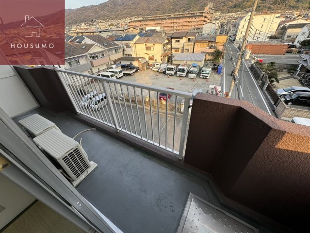 バルコニー　お洗濯にも便利なバルコニー付き