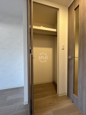 収納　PHOENIX新大阪　クローゼット