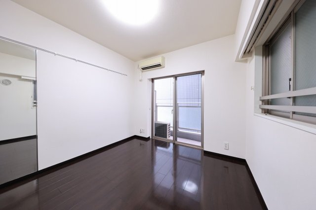 居室・リビング　居室