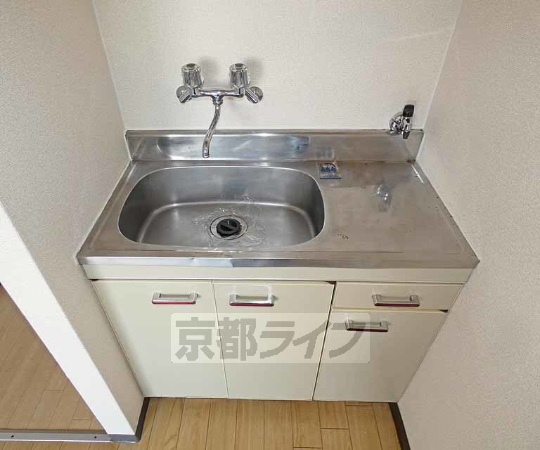 洗面設備　流し台兼洗面台