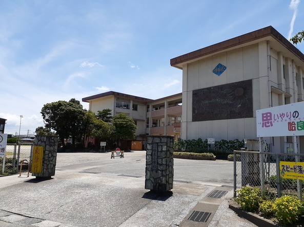 小学校　姶良小学校（小学校）まで550m