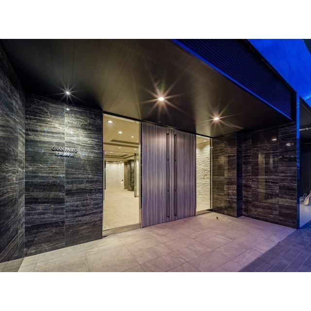 エントランス　建物の内部です