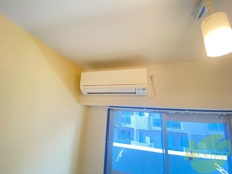 その他設備　こちらはエアコンになります。一年中快適に過ごせます