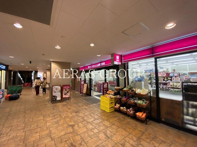 コンビニ　ナチュラルローソン 西荻マイロード店（コンビニ）まで301m