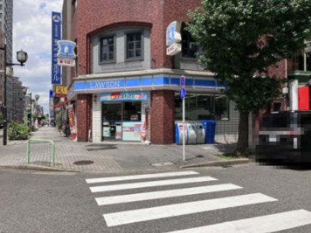 コンビニ　ローソン 栄二丁目店（コンビニ）まで2m