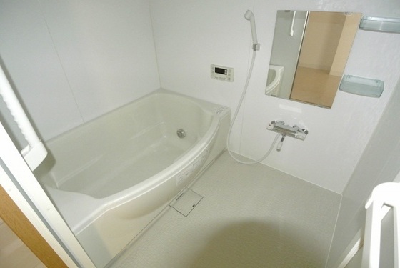 バス・シャワールーム　※他号室の写真です