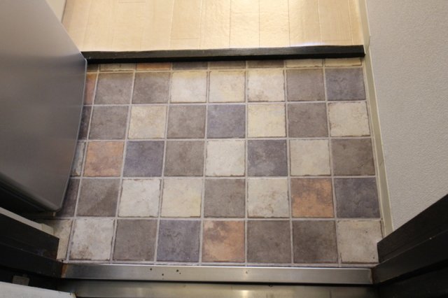 玄関　※別部屋参照