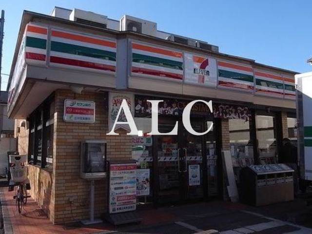 コンビニ　セブンイレブン杉並宮前3丁目店（コンビニ）まで329m