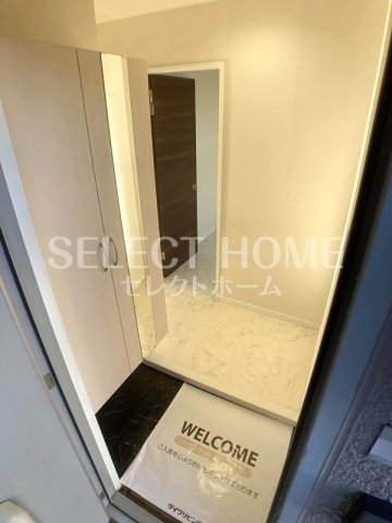 玄関　シンプルで使いやすい玄関です 同型タイプ