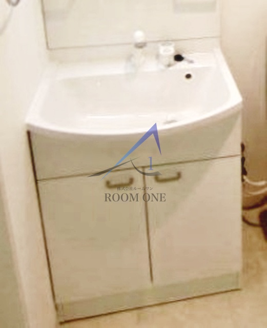 洗面設備　洗面台です。