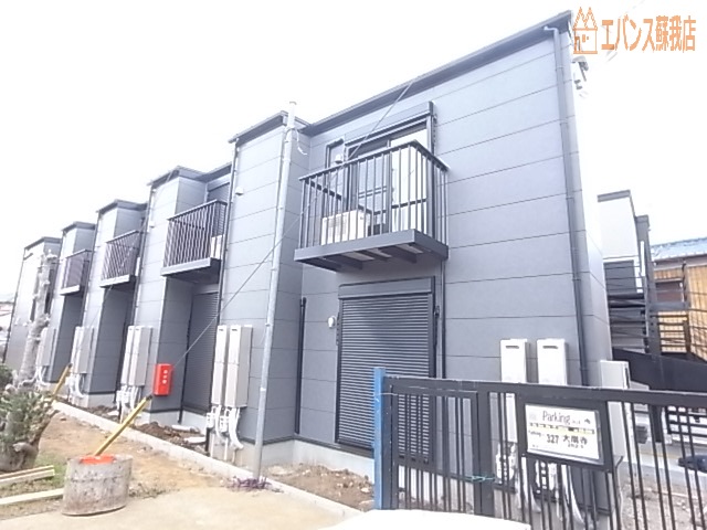 建物外観　現在、建築中。フリーレント1ヵ月ついてます。