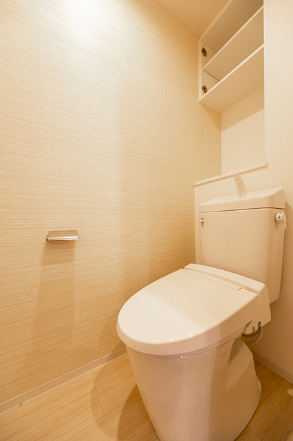 トイレ　※写真は同タイプ住戸です。