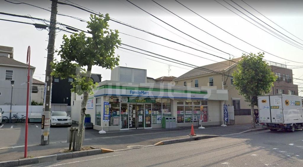 コンビニ　ファミリーマート市川大洲店（コンビニ）まで310m