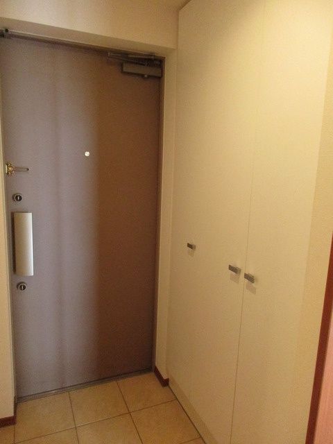 玄関　（別タイプ参考写真）エーデル練馬　練馬区豊玉北4