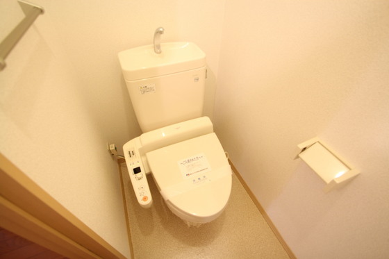 トイレ　※別部屋の写真です