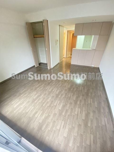 その他部屋・スペース　広くて明るい寝室