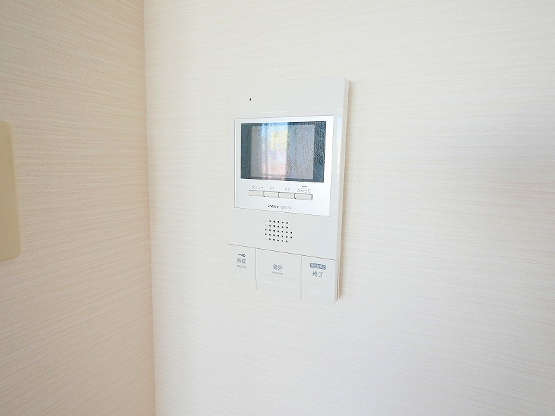 セキュリティ　安心のＴＶモニターホン設備が付いています♪