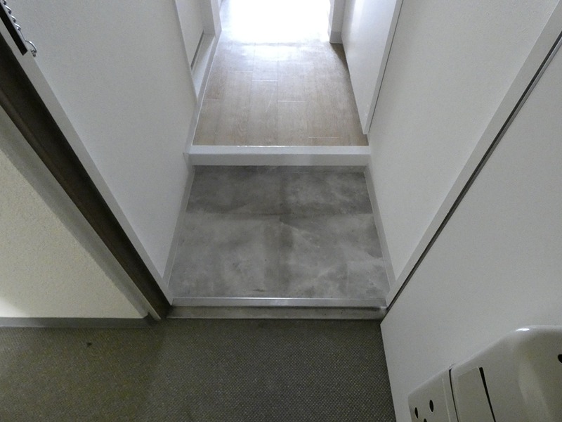 玄関　別号室の参考写真となります