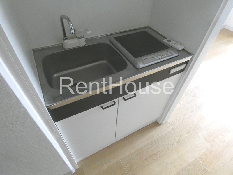 キッチン　別号室の参考写真となります